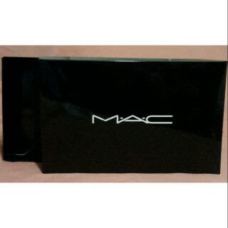 ราคา 230.-กล่องMac Size Big 18×30×10 cm.