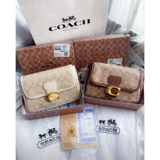 **พร้อมส่ง** กระเป๋าทรงสะพายข้าง Coach พร้อมกล่อง