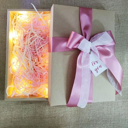 กล่องของขวัญ**มีไฟ** กล่องเซอไพรส์ เซตไฟผูกโบว์