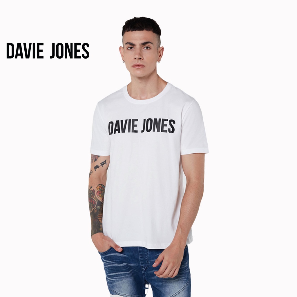 เสื้อยืดใหม่ 2022DAVIE JONES เสื้อยืดพิมพ์ลายโลโก้ สีขาว Logo Print T-Shirt in white LG0031WHL XL  X