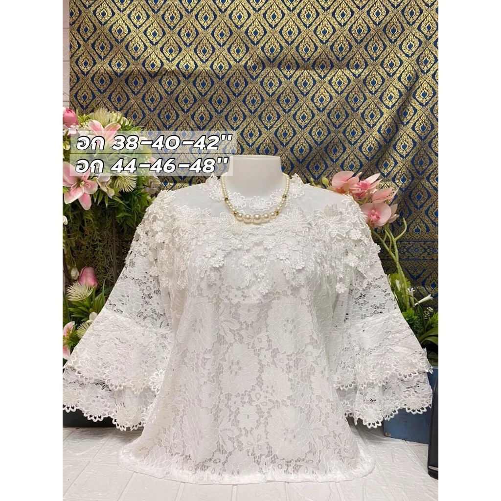 เสื้อลูกไม้ผู้หญิงมีชับใน เนื้อผ้านิ่มใส่สบาย มี 2 ไซส์ให้เลือก อก 38-40-42 นิ้ว และ อก 44-46-48 นิ้ว (ฟรีไซส์) N