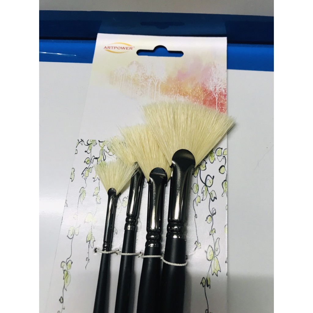 FAN BRUSH SET OF 4 (MA 113)/5 KEEPSMILING FAN BRUSH