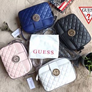 Guess mini crossbody bag กระเป๋าสะพายข้าง