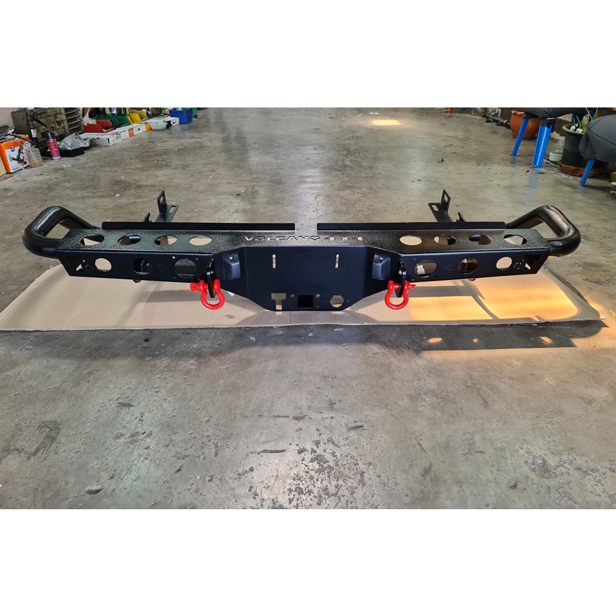 กันชนท้ายออฟโรด แบบรูกลม สำหรับรถกระบะทุกรุ่น T  Rear off-road bumper for all pick ups