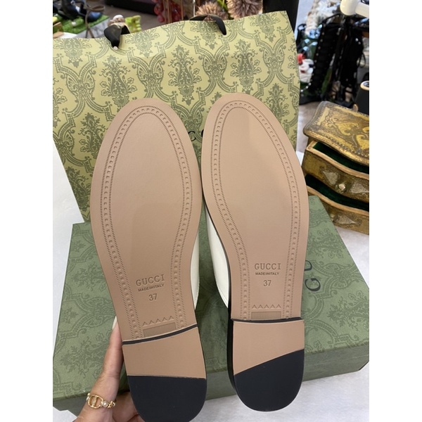 รองเท้า GUCCI White Princetown Slippers 📍พร้อมส่ง📍 | Shopee Thailand