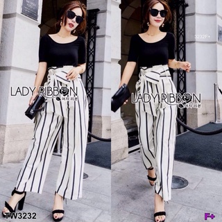 MM3232 เสื้อยืดสีดำ กับกางเกงริ้วขายาว โบว์ผูกเอว Black t-shirt with wide leg pants with a bow tie at the waist