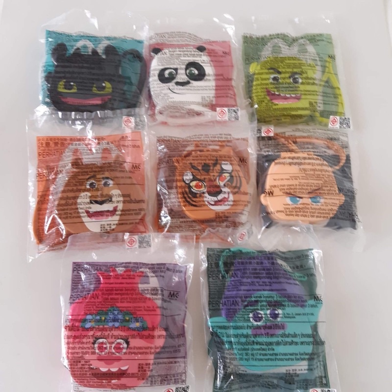 Happy meal Toys " 𝗗𝗿𝗲𝗮𝗺𝗪𝗼𝗿𝗸𝘀 "