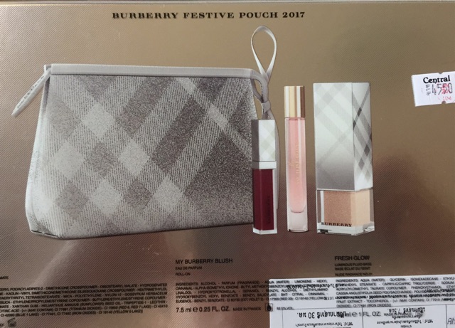 กระเป๋าเครื่องสำอาง Burberry festive pouch 