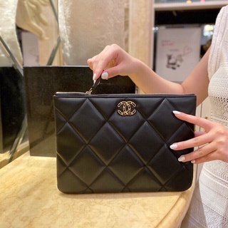 พรี Chanel clutchชาแนล คลัทช์กระเป๋าแฟชั่น กระเป๋า​เก็บ​โทรศัพท์​หนังแท้แบรนด์เนน