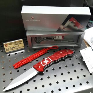 VICTORINOX VX SAK-L
Hunter Pro Alox Red 0.9415.20
Swiss made มีดพับ มีดเดินป่า