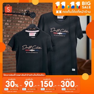 [ลด30%โค้ดDETNOV30] เสื้อยืดdraftลายsigncoดำ