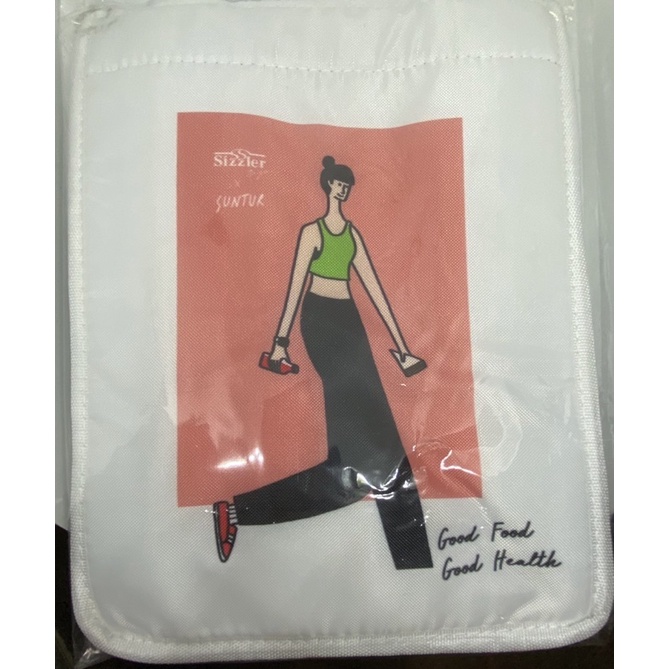 กระเป๋าถือเก็บความเย็น จากsizzler ขนาดเหมาะมือ