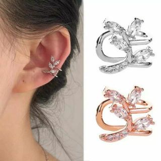 ต่างหูแบบหนีบใบไม้คริสตัล • Crystal leaves Ear cuff