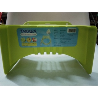 TAKARA ที่แขวนสายยาง (พลาสติก) TAKARA  ทาการ่า #DGT2302  สีเขียวพร้อมร่อง วางหัวฉีดน้ำ