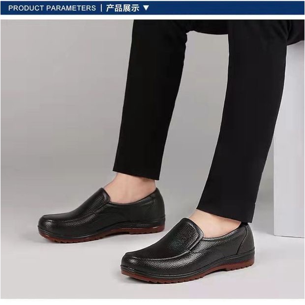 รองเท้าผู้ชาย รองเท้าบุรุษ size39-44（สีดำ）รุ่น CDM8183