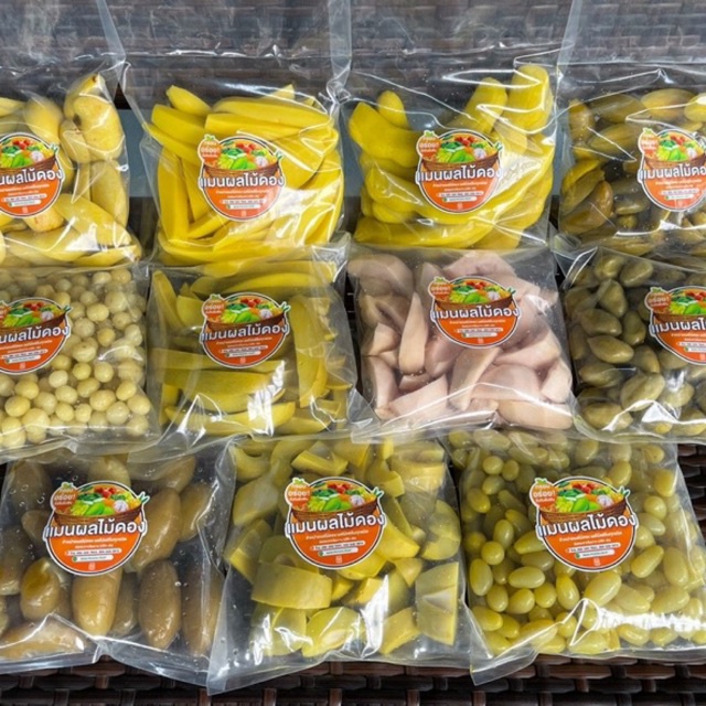 ผลไม้ดอง ขนาด 500 กรัม ชั่งแต่เนื้อเน้นๆ แถมฟรีพริกเกลือทุกถุง