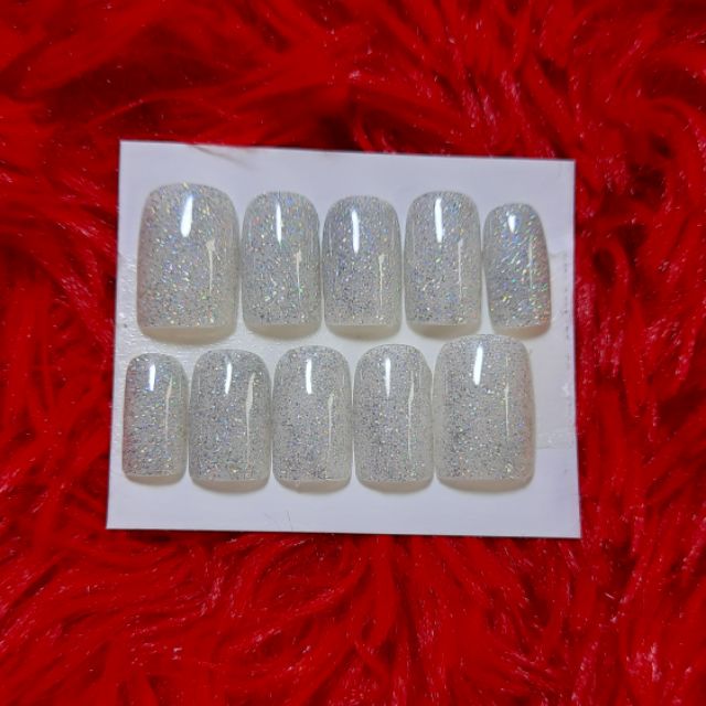 [ถูกสุดในShoppee]เล็บปลอมสีเจลแท้ 100% ตัดตะไบพร้อมใช้งาน