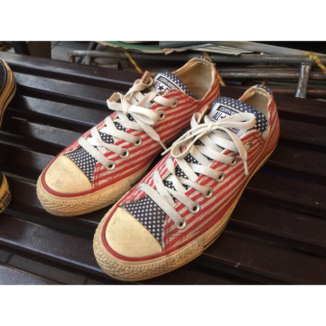รองเท้าผ้าใบ converse