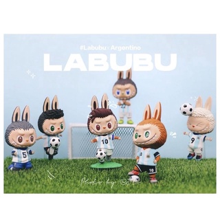 [เป็ดน้อยสีขาว] ของแท้ LABUBU Argentina Football Blind Box POPMART สร้างสรรค์ ของขวัญ อินเทรนด์ ตุ๊กตาน่ารัก ของเล่น ของขวัญสําหรับแฟนตกแต่ง