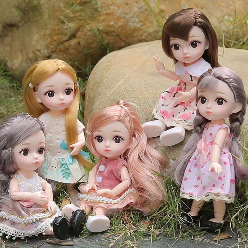 BJD 16cmชุดเจ้าหญิงเด็กผู้หญิงตัวเล็กของเล่นเดี่ยวตุ๊กตา มีไห้เลือกหลายชุด