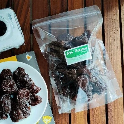 บ๊วยลูกพรุนอบแห้งไร้เมล็ดป้าแต๋วขนาด 400 กรัมรสชาติเปรี้ยวเค็มหวานสามรสละมุนบ๊วยลูกพรุนแห้ง