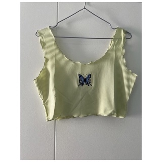 เสื้อกล้าม ครอป crop top ซื้อมาเก็บยังไม่ได้ใส่ ลายผีเสื้อ SHEIN แท้ สีเขียวอ่อน size L พร้อมส่ง