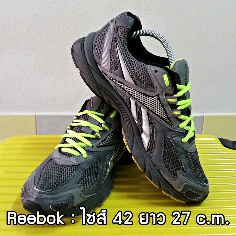 Reebok มือสอง ของแท้ ไซส์ 42 ยาว 27 เซน สภาพสวยมาก (รองเท้ารีบอค กืฬา รุ่น Reebox เบอร์ ขนาด ไซต์ สภาพดี สภาพสวย ใหม่)