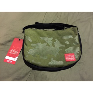 Manhattan Portage camo print columbus circle bag Limited