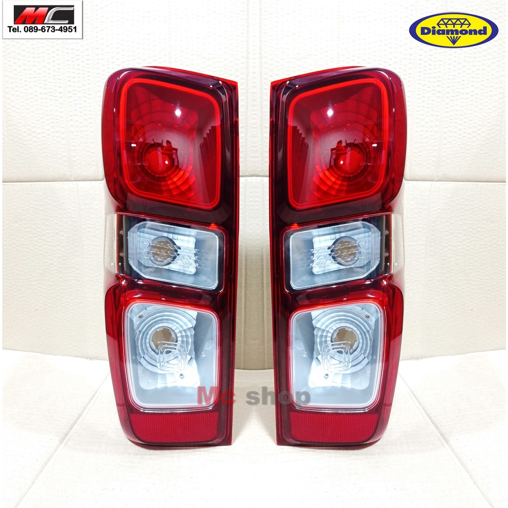 ไฟท้าย dmax 2020 ดีแม็ก เบ้าดำ ธรรมดา อีซูซุ ดีแมค D-max  ISUZU 2020 - 2025  *หลอดธรรมดา เบ้าดำ*