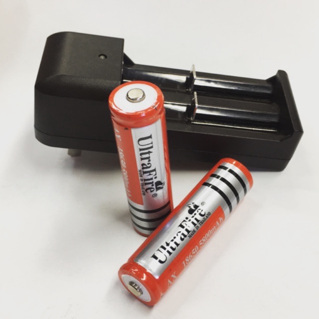 ถ่านชาร์จ18650/3.7V5800mAh+แท่นชาร์จคู่