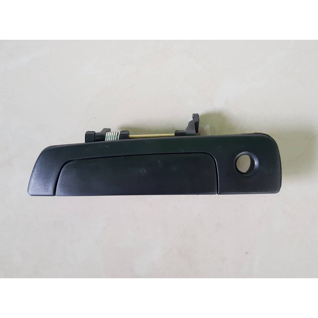 มือเปิดอันนอก(ประตูหน้า) MITSUBISHI CK2 ท้ายเบนซ์ ข้างLH(ซ้าย) อันละ350บาท