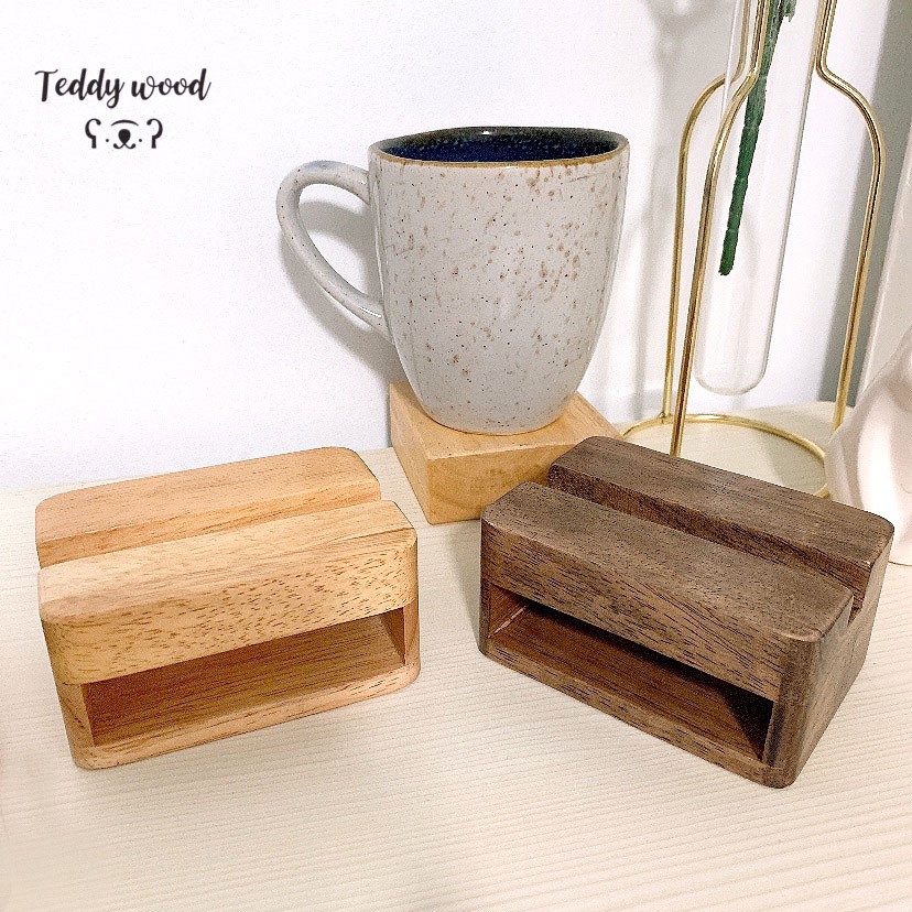 ลำโพงไม้ พร้อมที่วางโทรศัพท์