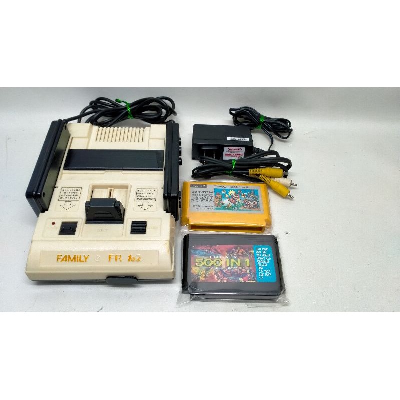 Family FR102 แท้ งานไทย รุ่นนี้หายาก เป็น Limited เนื้อตัวขาว จอยดำพื้นดำ สวิทแบบมีไฟแสดงผลการทำงานช