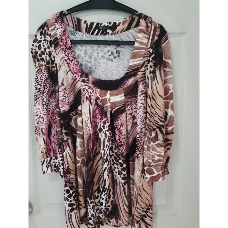 Jaspal เสื้อยืดมือสอง