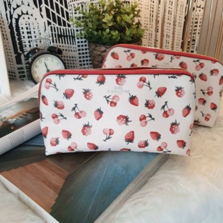 🇱🇷 กระเป๋า Coach COSMETIC CASE WITH FRUIT PRINT ลายน่ารักมากค่ะ