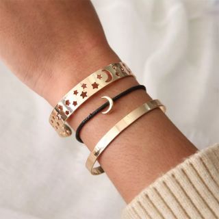 กำไลเซ็ท • Bangle Set