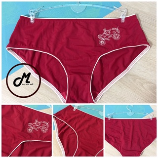 M-B4006(B4b001-206)กางเกงในบิกินนี่สีแดงเลือดนก,ผ้าไนลอนผสมสแปนเด็กซ์,ไซส์38/40(L)ด้านข้างแต่งลายปักดอกไม้สีขาว,ผ้าลื่น