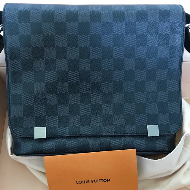 Lv district pm ออกช็อป 2019