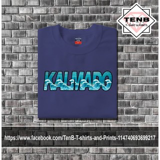 แนวโน้ม KALMADO คลื่นพิมพ์เสื้อยืดสีฟ้าสําหรับผู้ชายและผู้หญิง ~ UNISEX :Gf