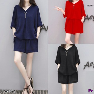 👗Pfashion [ส่งไว!!🚛] P4891 Set 2 ชิ้น เสื้อคอวี+กางเกงขาสั้นSet of 2 pieces, V-neck shirt + shorts