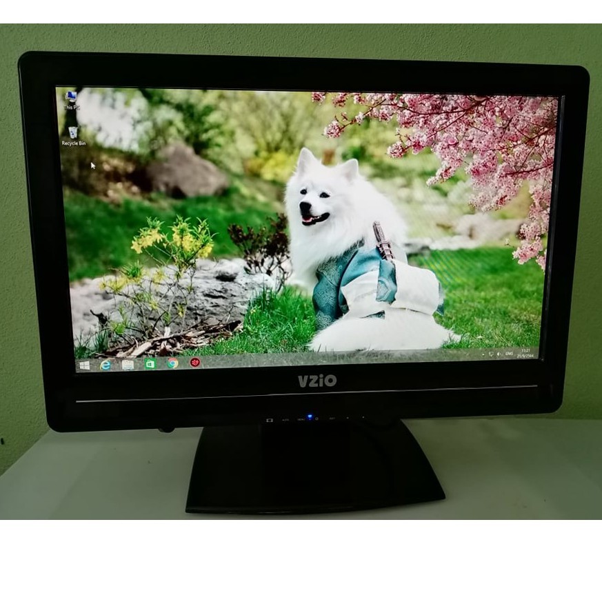 จอคอมฯ LCD VZio รุ่น LM1830 W 18.5 นิ้ว