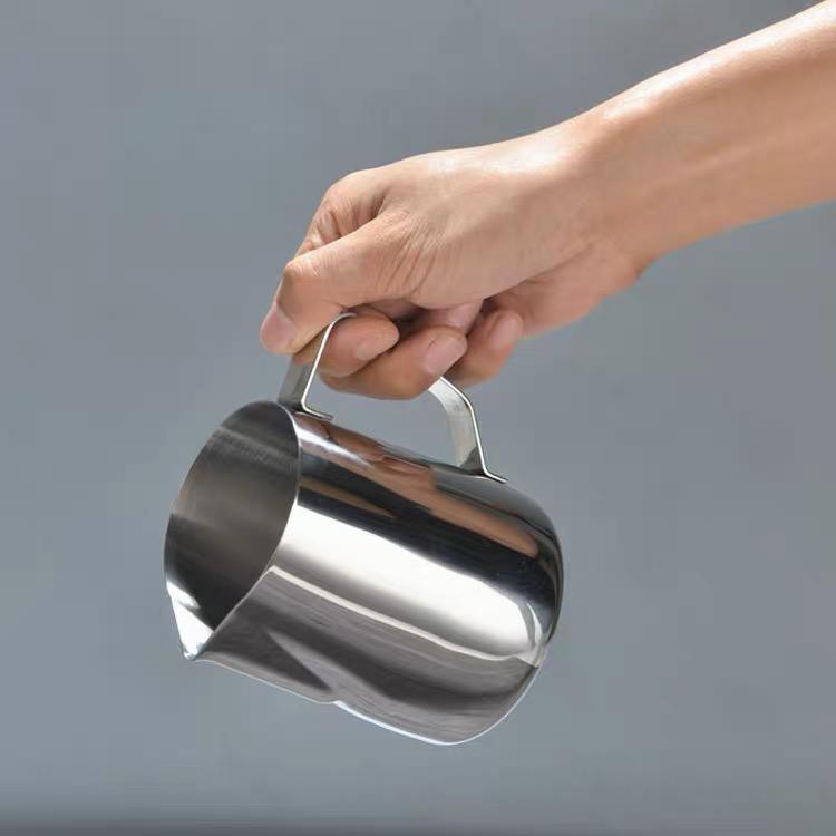 INOX milk pitcher stainless steel 304 เหยือกสแตนเลส304 ยี่ห้อ inox/ milk pitcher/ เหยือกเทนม latte Art ขนาด 350ml/600ml
