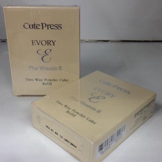 CutePress Evory TWO-WAY Powder cake Plus Vitamin E