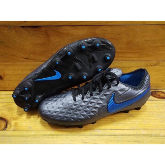Nike Men '' React Legend 8 PRO IC Soccer Shoes Black.