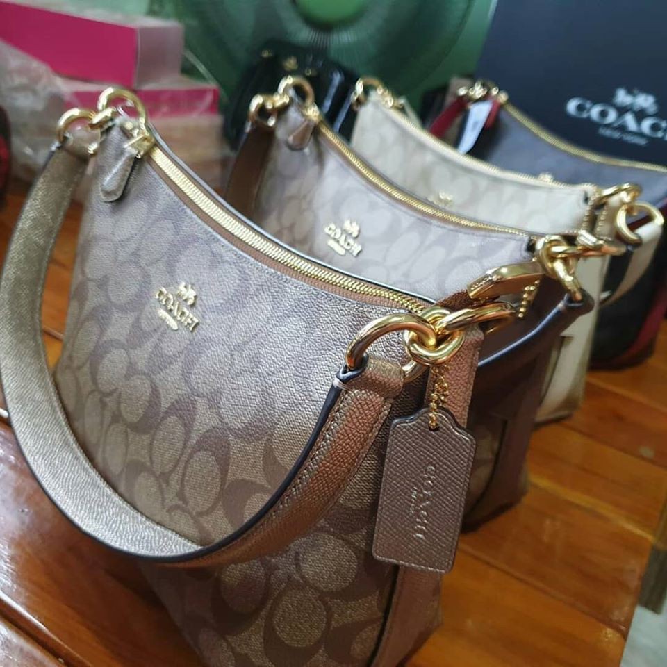 COACH LEWIS SHOULDER BAG IN SIGNATURE CANVAS