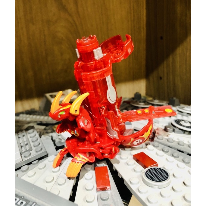 Bakugan Red Pyrus Lumino Dragonoid & Deluxe Battle Gear Zukanator Electronic ( custom painted )