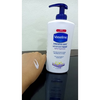 Vaseline intensive care advanced repair วาสลีน โลชั่นบำรุงผิวมี (ปริมาณ 400 มล.) สีขาว