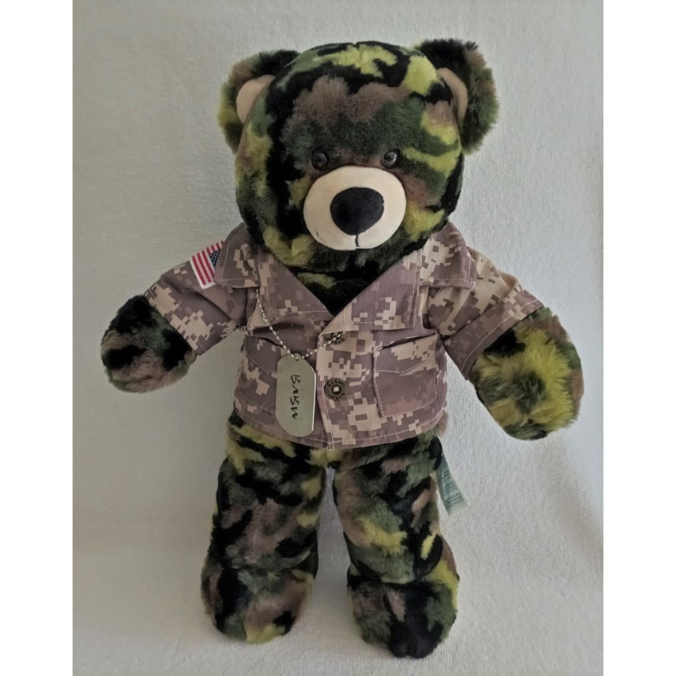 ตุ๊กตาหมีบิ้วอะแบร์ Build A Bear ลายพรางทหาร สภาพใหม่มาก + เสื้อบิ้วแท้ US Army + ป้าย Dog Tag BABW ขนาด 17 นิ้ว