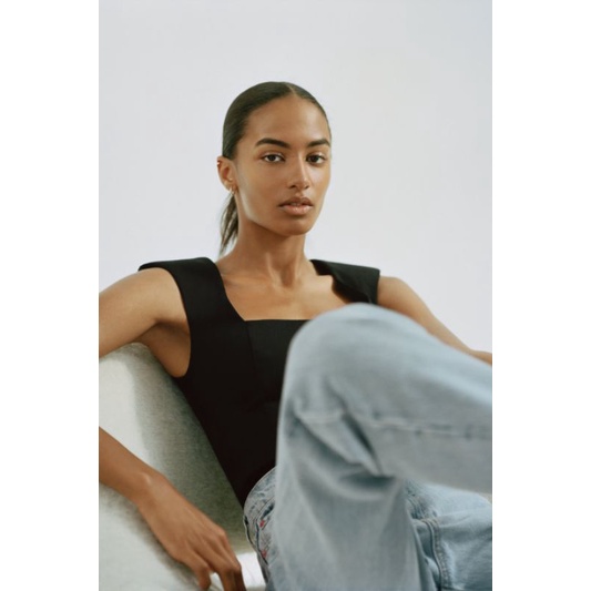 บอดี้สูทเสริมไหล่ ZARA BODYSUIT WITH SHOULDER PADS (used สภาพดี