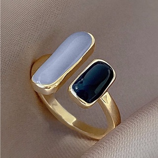 แหวนเงินเรียบๆหรูๆ Blue Simple Cuff Ring